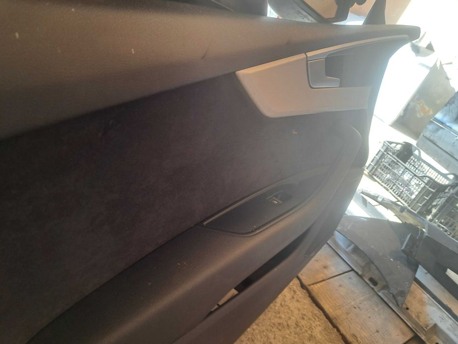 Usa stanga fata 8W6831051B - Audi A5 Coupe S-Line (F5) (2016-2024)