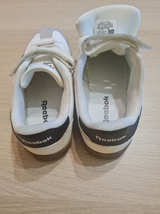 Маратонки Reebok номер 33