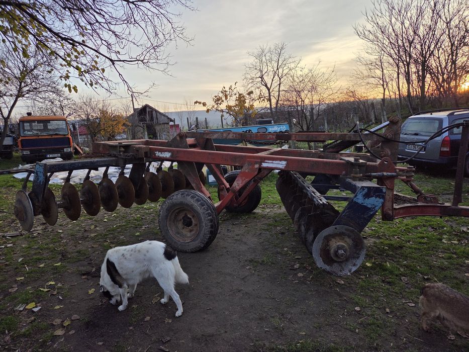 Vând  disc  agricol  în  V.