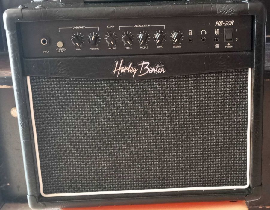 Усилвател за китара Harley Benton HB-20R