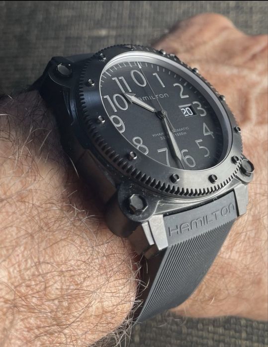 Hamilton Khaki Navy BeLOWZERO 1000m