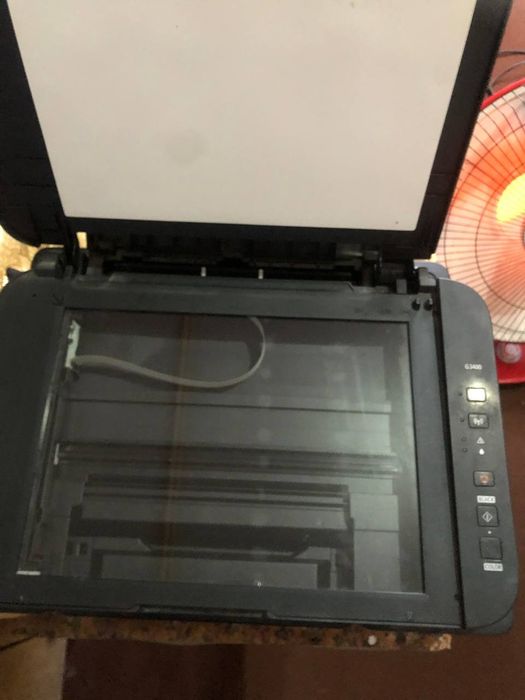 Printer sotiladi Canon 3400