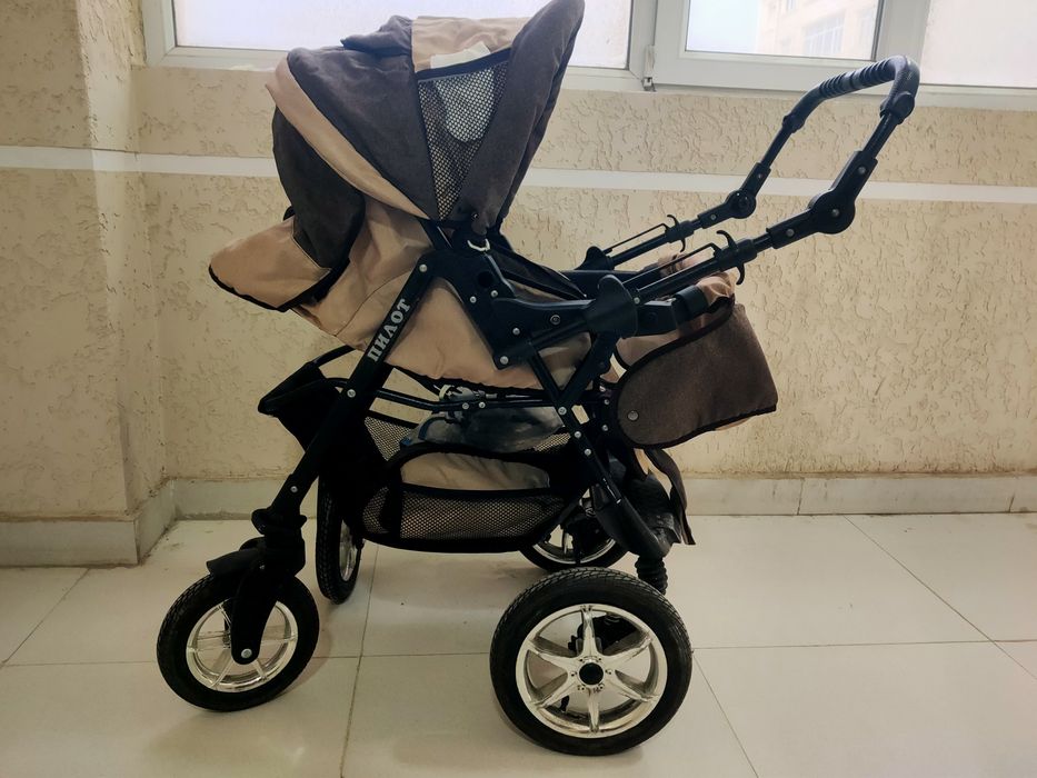 Коляска всесезоннная