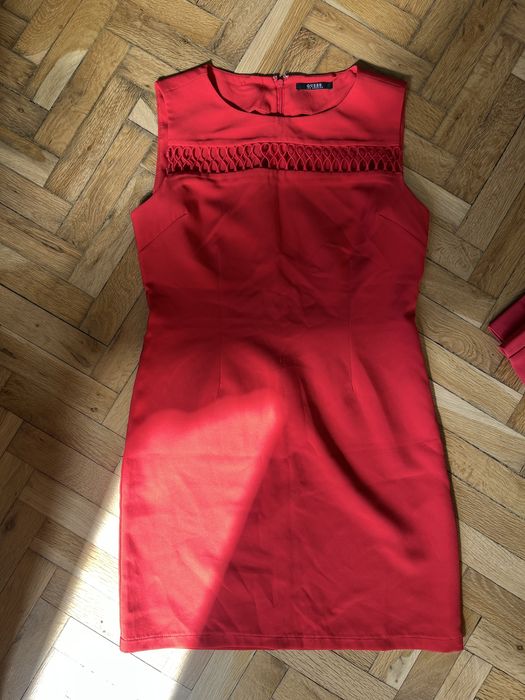 Уникална рокля GUESS