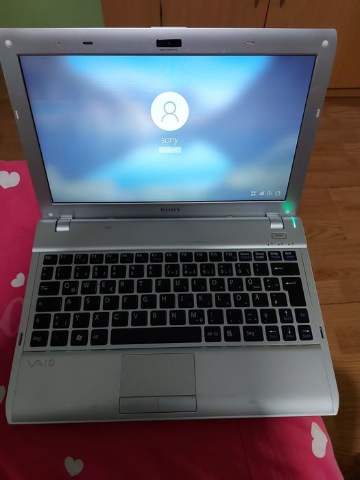 Laptop sony 250 de lei