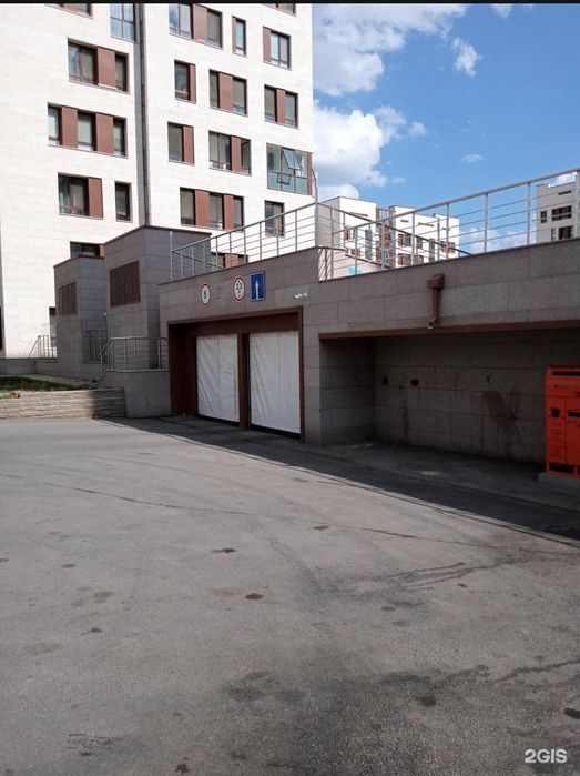 Сдам паркинг место