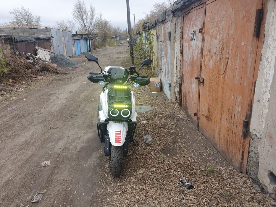 Скутер TANK 2024