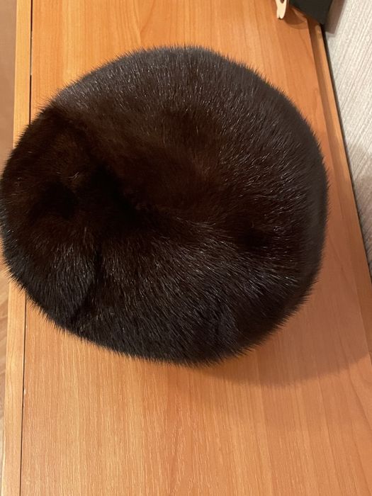 Женский норковый берет