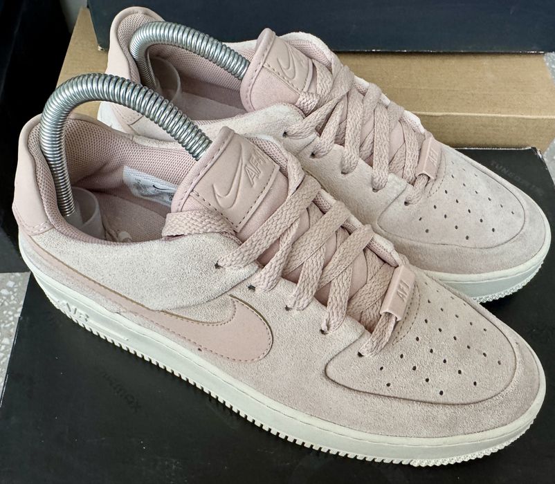 Nike Air Force 1 Sage Low