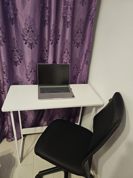 Birou masă laptop