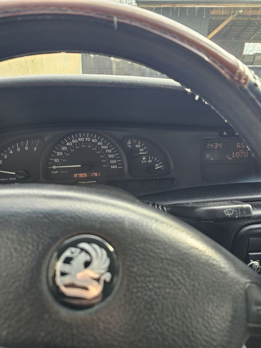 Vauxhall/Opel Vectra 1.8 benzina+GPL