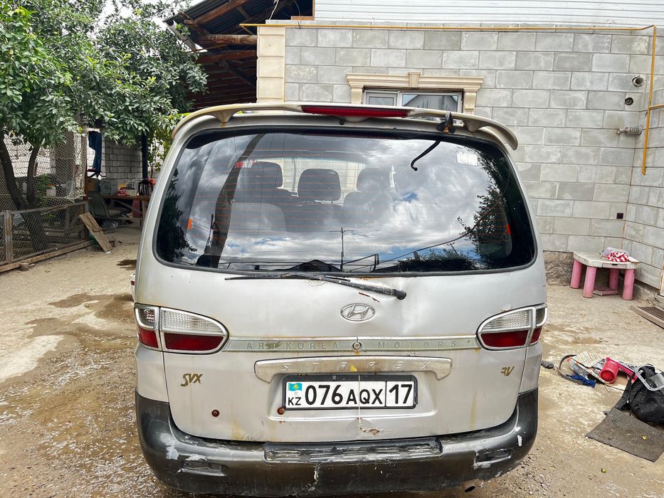Hyundai starex 2,5