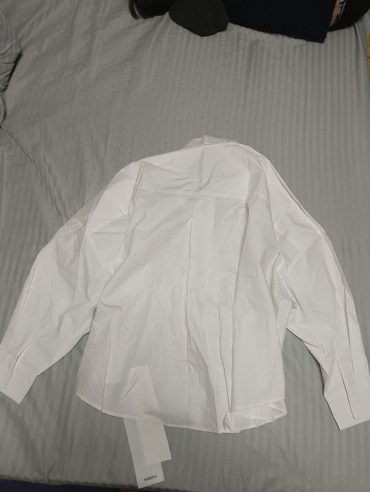 белая блузка платья