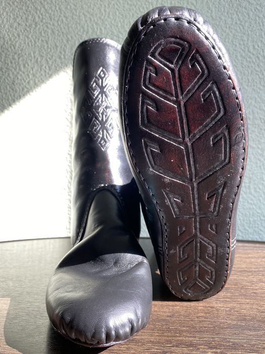 Мәсі. Маси. Масі. Ичиги. Сапоги.