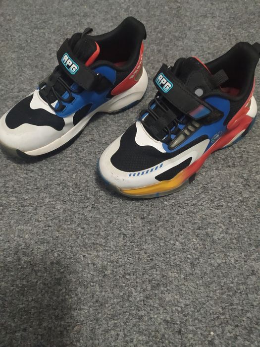 Маратонки Runners APG, Анди студио