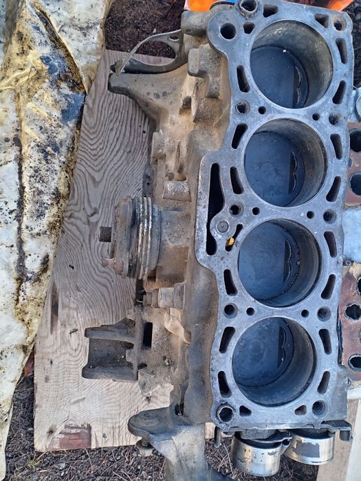 Головка мазда 626 перехода 2 блок