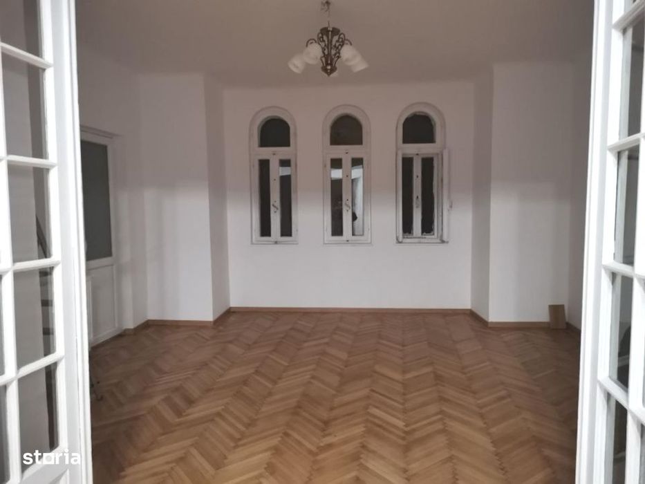 Etaj 1 Vila 4 camere Birouri Sfantul Stefan - Calea Calarasi