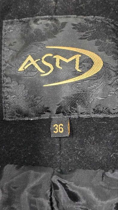 Пальто женское размер 36тур кашемир