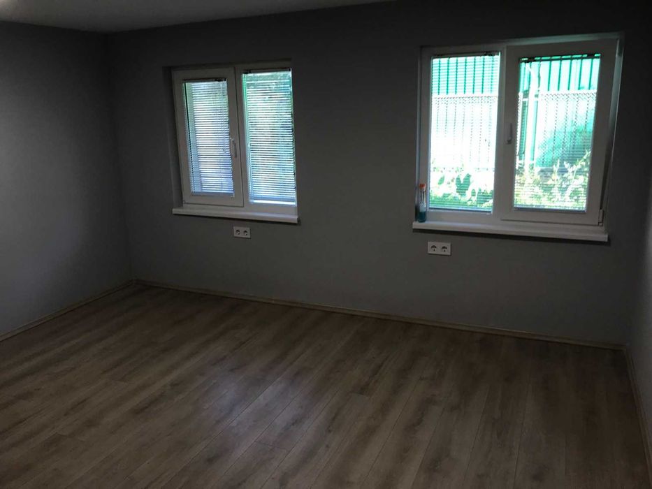 Дава се под наем Едностаен апартамент в Пловдив, Център - 30 кв.м за 306 € - Снимка #1