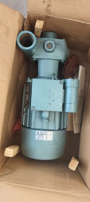 ,Помпа за поливане