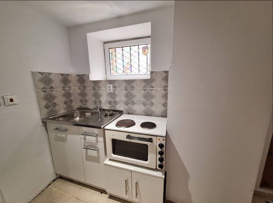 Дава се под наем  в София, Център - 16 кв.м за 209.1 € - Снимка #5