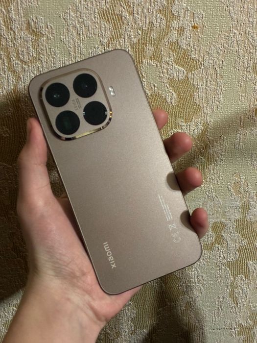 Xiaomi 15T pro 12/528.