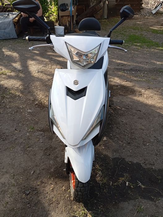 Продам мопед 49 кубов