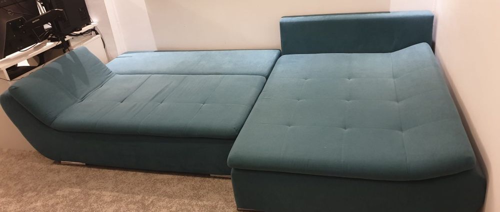 Vând colțar extensibil,turcoaz,in stare bună