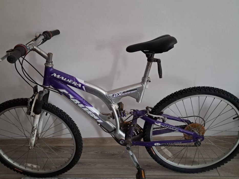 Vand bicicleta madera