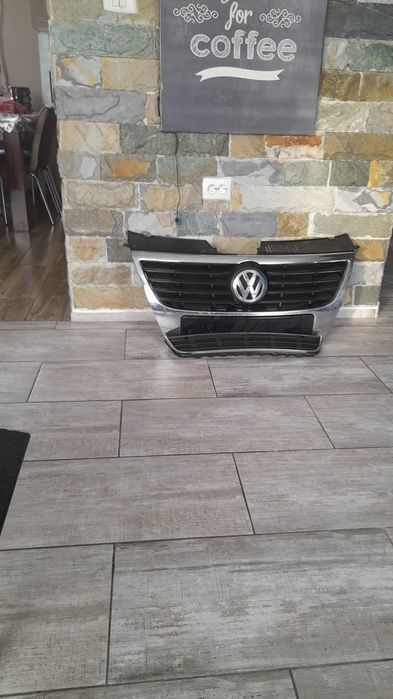 Grila pasat b6 model