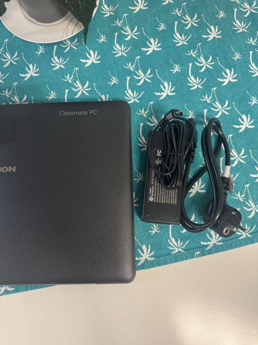 Laptop HD de 35,5 cm (14 inch) (Intel Core i5-10210U, SSD 512 GB