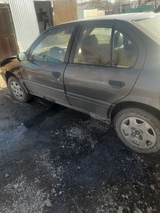 Ниссан премьера 2.0