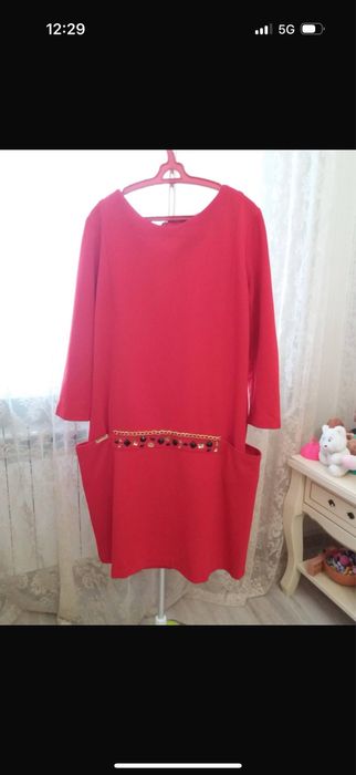 Продам платье новое