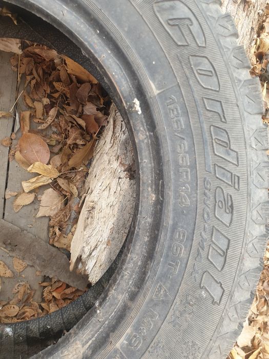 Продам зимнюю резину