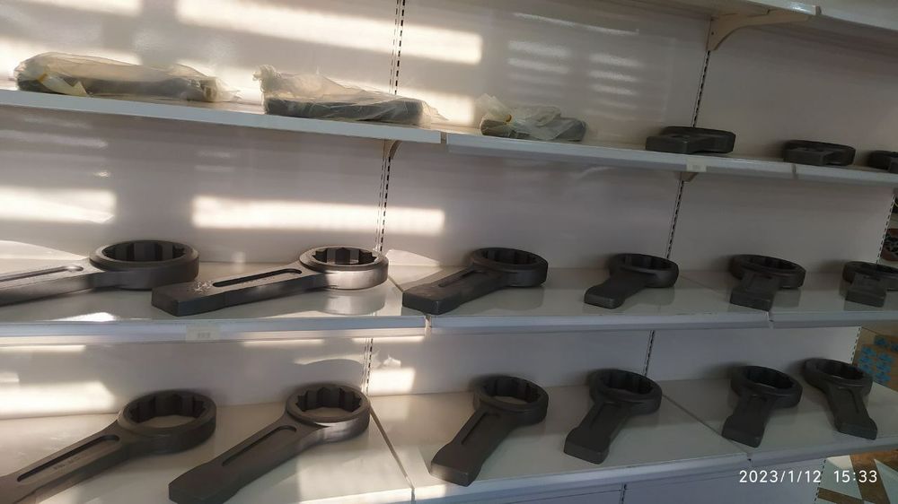 Затяжной ударный кольцевой-рожковый гаечный ключ Unior, Словения