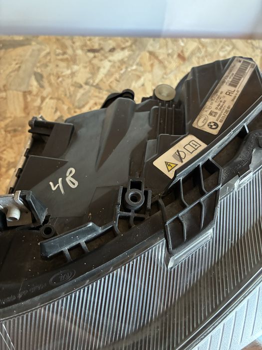 BMW F34 GT LCI – ляв Bi-Xenon фар с LED дневни светлини, ZKW, OEM