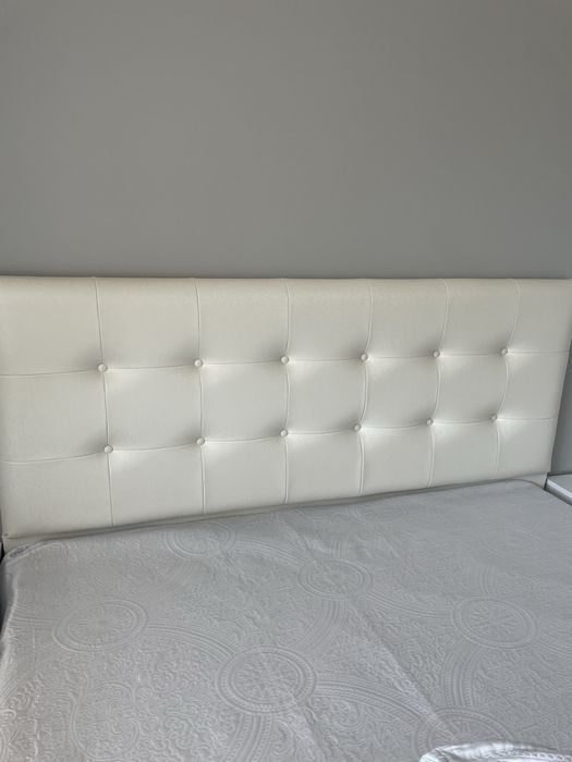 Спалня, гардероб, нощни шкафчета, тоалетка