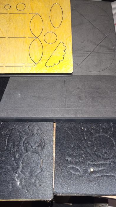 Шаблони за щамповане и щанцоване