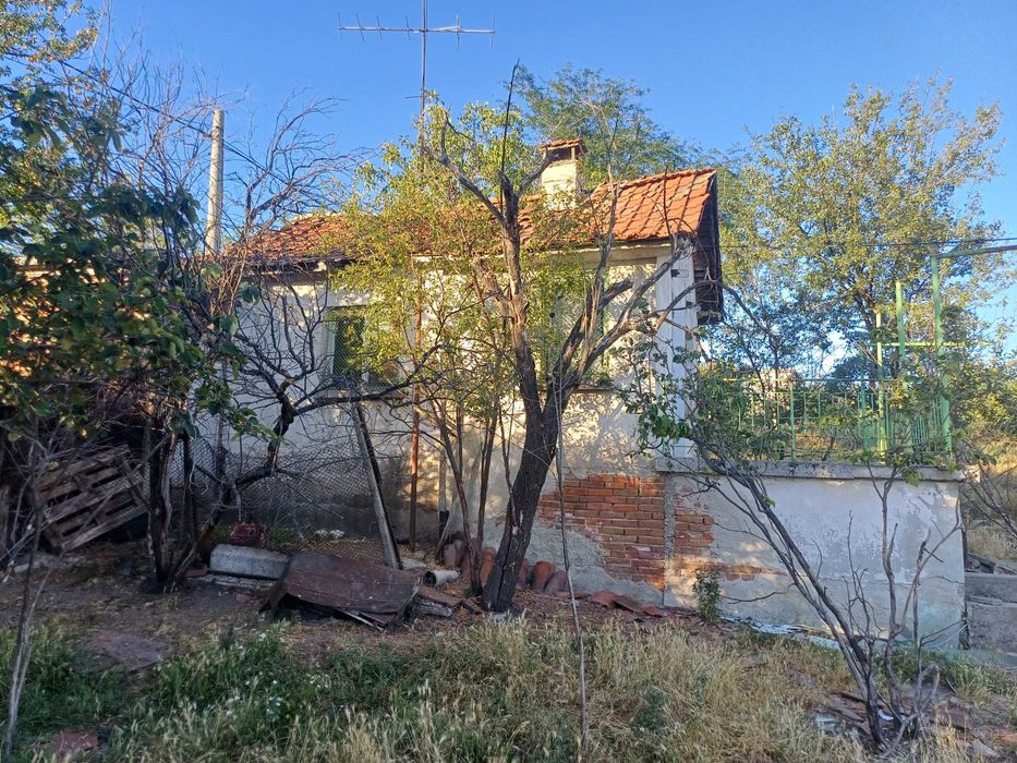 Продава се Къща в Хасково, Промишлена зона - Изток - 71 кв.м за 916 €/кв.м - Снимка #1