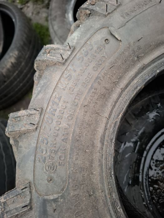 Vand 2 anvelope atv  255/70-12 bune dot 2020