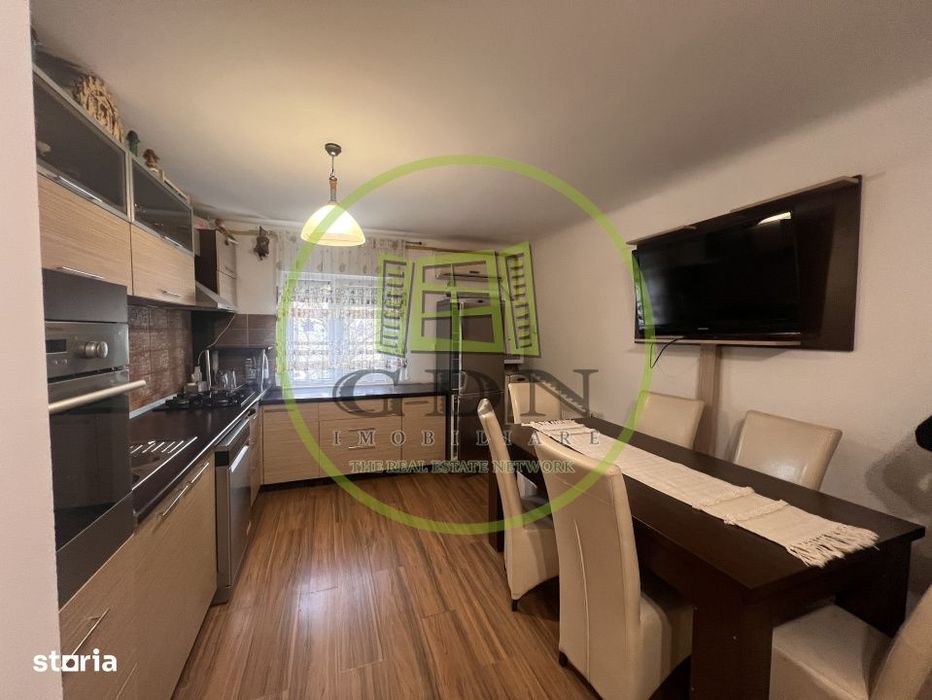 Apartament 4 camere, decomandat, 90mp, cartier 1 Mai, zona Sara