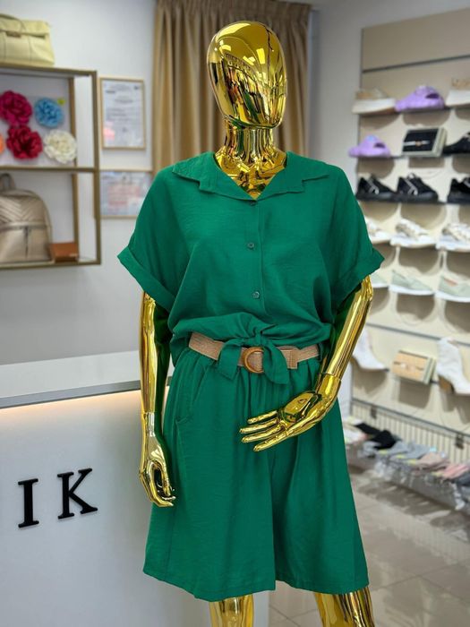 Compleu dama de vara nou cu eticheta