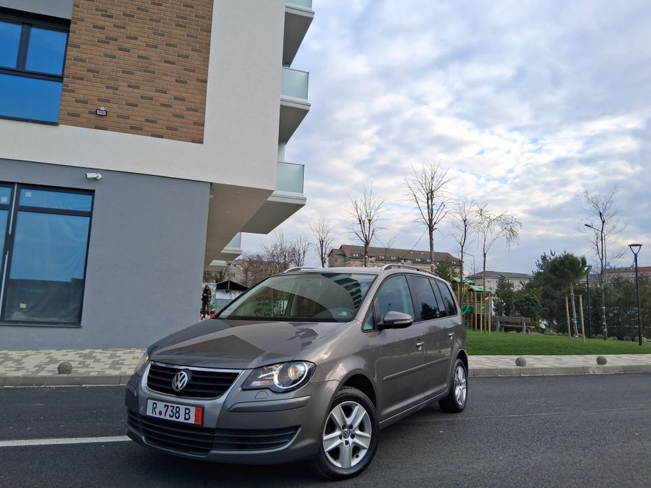 Volkswagen Touran Facelift Model Freestyle