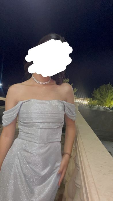 Продается платье.Надевалось 1 раз на выпускной.