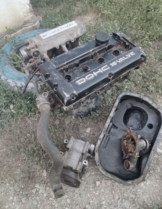 Двигатели мотор на машину