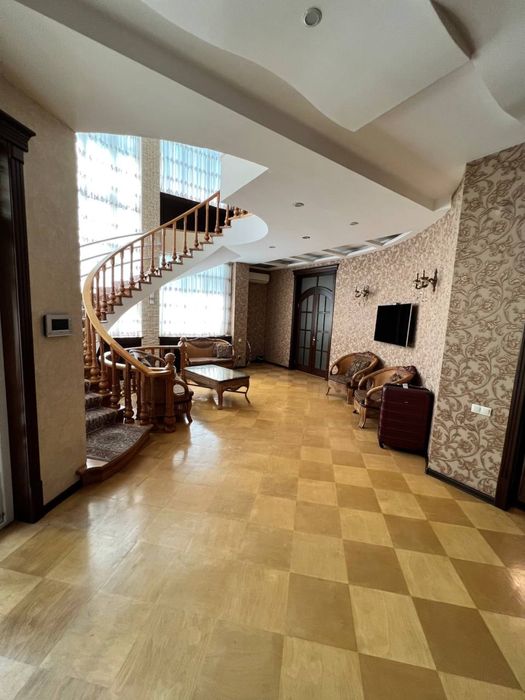 Сдаётся евро дом в центре ташкента