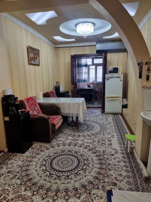 Yakkasaroy qushbegi 5 xonali kvartera sotiladi