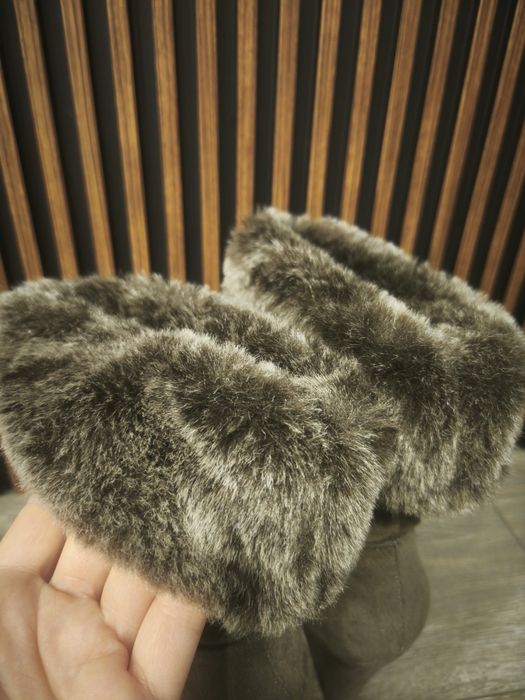 Дамски бежово / кафяви боти