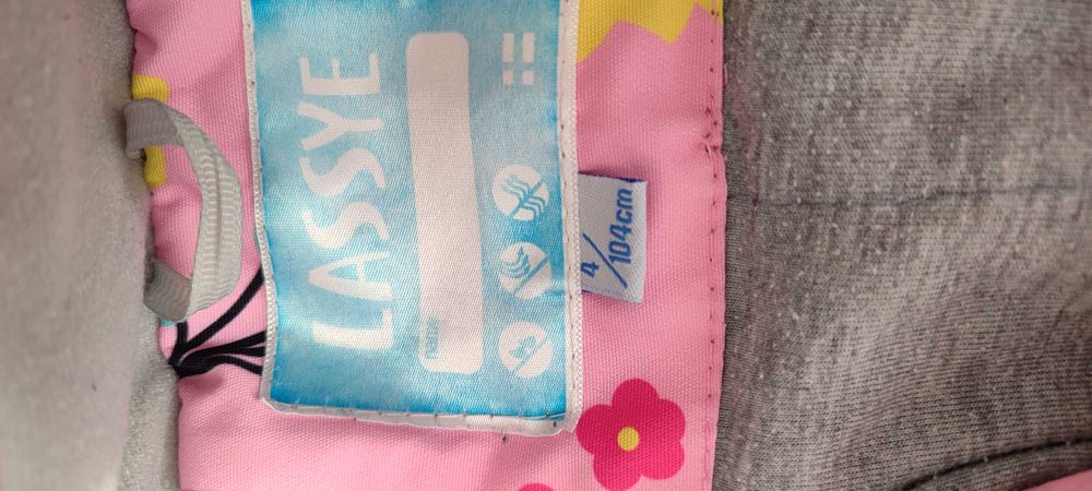 Куртка для девочки осень -весна