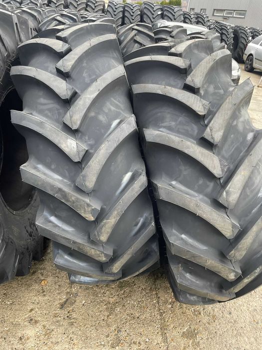 184-26 Peltas Cauciucuri noi de tractor Taff ori Combina